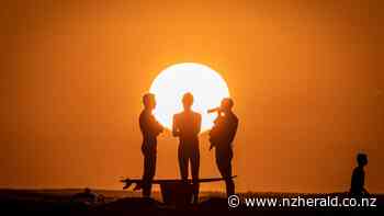 Anniversary long weekend weather: Fine and hot for Auckland, Northland, Nelson - New Zealand Herald