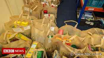Cost of living sees demand soar for Frome food bank - BBC News
