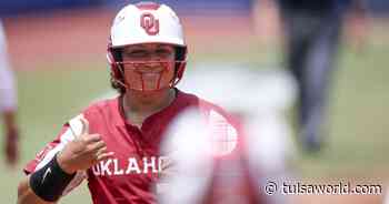 Jocelyn Alo used Hawaiian meal to help new OU quarterback Dillon Gabriel feel at home: 'Poly kids just eating food' - Tulsa World