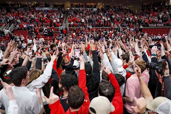 Texas Tech students camp out for tickets ahead of showdown with Beard, Longhorns