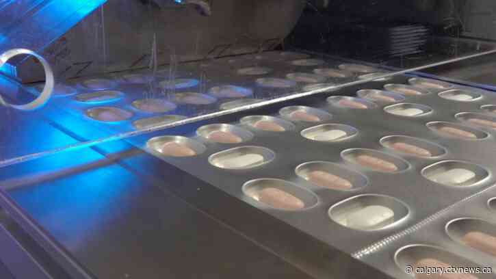 Alberta expects first shipment of Paxlovid COVID-19 treatment on Monday