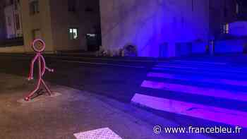 Des passages piétons illuminés en bleu la nuit à Montbazon pour "plus de sécurité" - France Bleu