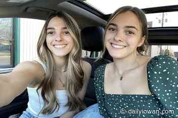 UI twins double as physical therapy graduate students, social media influencers - UI The Daily Iowan