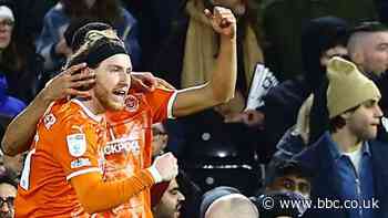 Fulham 1-1 Blackpool: Aleksandar Mitrovic scores 28th goal of season but Championship leaders held
