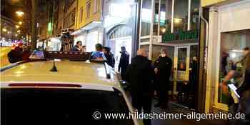 Polizeieinsatz: Gesundheitsamt Hildesheim schließt Restaurant in der Schuhstraße - www.hildesheimer-allgemeine.de