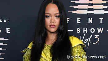 Rihanna pregnant with first child, displays growing baby bump alongside A$AP Rocky in Harlem