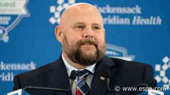 Giants coach Daboll hopes Graham stays as DC
