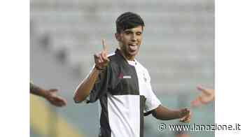 Il Siena lascia andare un altro giocatore Montiel si toglie la maglia bianconera - LA NAZIONE
