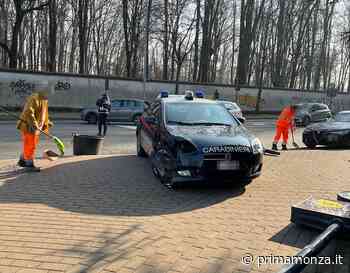 Schianto tra due auto: una è la gazzella dei Carabinieri - Prima Monza