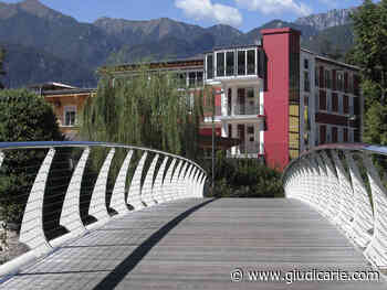 Manifestazione no vax al Villa Regina di Arco. Cgil Fp Trentino: “No a strumentalizzazioni dei lavoratori della sanità trentina” - Giudicarie.com