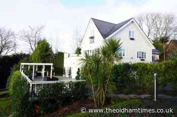 Take a look inside Oldham's most expensive property on Rightmove - theoldhamtimes.co.uk