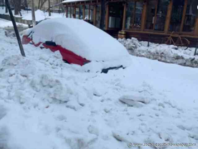 City to tow curbside snowbound vehicles on Wednesday