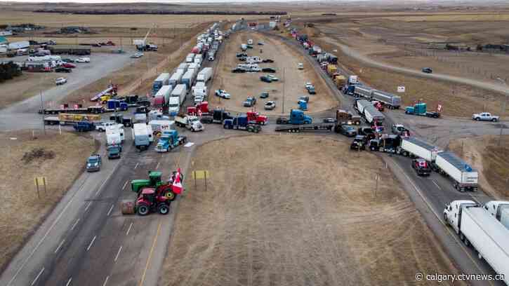 Coutts border blockade continues as RCMP negotiations with protesters prove unsuccessful