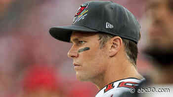 Tampa Bay Buccaneers' Tom Brady officially announces retirement