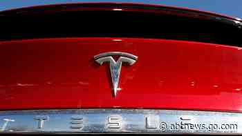 Tesla recall: 'Full Self-Driving' software runs stop signs