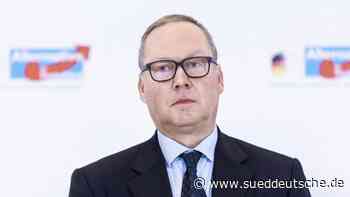 Bundespräsidenten-Kandidat Max Otte: Wie schneiden seine Fonds ab? - Süddeutsche Zeitung - SZ.de