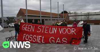 Vijftigtal mensen op straat tegen nieuwe gascentrale in Vilvoorde - VRT NWS