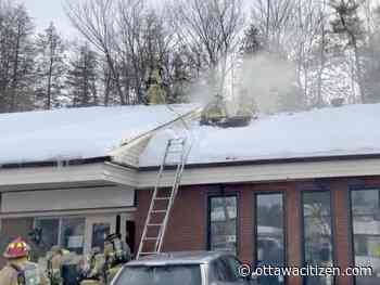 Firefighters handle roof fire in Orléans