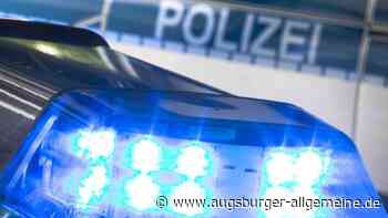 Gruppe beschmiert Bushaltestelle und bepöbelt Polizisten - Augsburger Allgemeine