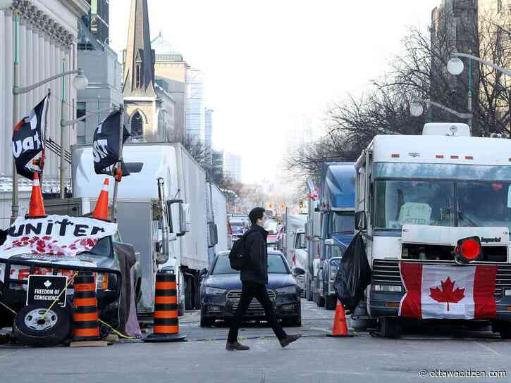 Truck convoy: Protesters vow to stay 'as long as it takes,' claim 'tens of thousands' remain