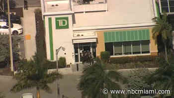 Police Surround Miami-Dade Bank After Reported Robbery
