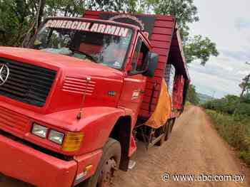 Asaltan camión repartidor y se llevan G. 3 millones en Itapúa Poty - abc.com.py