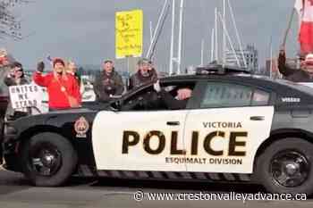 BC cop's thumbs-up to vax restriction protesters called into question – Creston Valley Advance - Creston Valley Advance