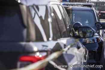 Minneapolis officer serving warrant kills man in apartment - Squamish Chief