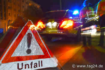 Schwerer Unfall bei Burgkirchen an der Alz: Schleuser flüchtet mit sieben Insassen vor Polizei - TAG24