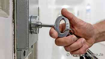 Brandenburger Häftlinge rauchen mit Drogen besprühtes Briefpapier - neue Technik soll das unterbinden