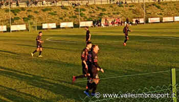 PROMOZIONE B - Rosi salva la C4 Foligno al fotofinish: la capolista impatta con l'Athletic Bastia - ValleUmbraSport