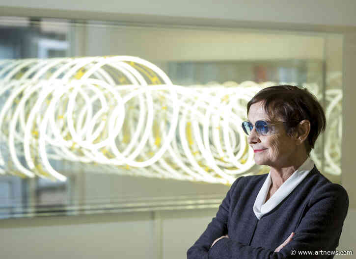 Artist Brigitte Kowanz Dies, Christie’s Will Sell Hubert de Givenchy’s Collection, and More: Morning Links for February 3, 2022