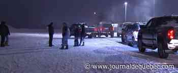 [EN IMAGES] Manifestation de camionneurs: le convoi de la Côte-Nord en route pour Québec