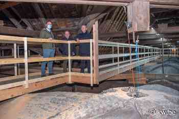 Sint-Tillokerk in Izegem beschikt over nieuwe loopbruggen in nok van het dak - KW.be - KW.be