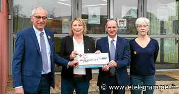 Les salariés de Ratp Dev de Lorient et Vannes main dans la main pour le Téléthon 2021 - Le Télégramme