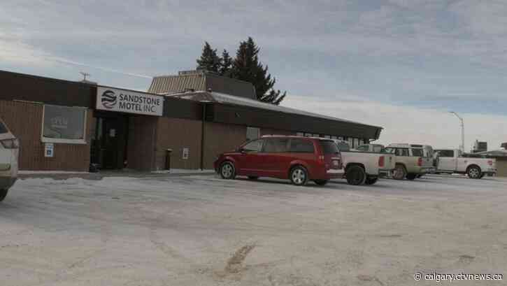 Coutts blockade causing mixed emotions among business owners near Milk River
