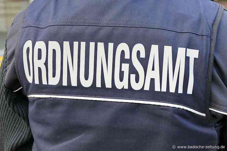 Vollzugsbedienstete in Lahr wird absichtlich mit dem Auto angefahren - Lahr - Badische Zeitung