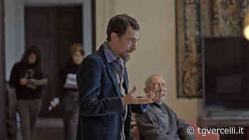 Gli Anacoleti ospitano il Pirandello virtuale di Elio Germano - tgvercelli.it