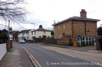 Northfleet: Teen arrest after boy dies in minibus crash