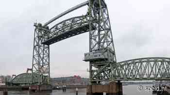 18-jarige Nederlander mag mee Rotterdamse brug uit elkaar halen voor jacht Bezos - De Speld