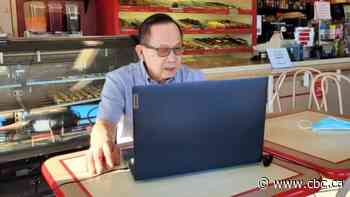 Regina Vietnamese donut shop owner shares story of racist graffiti, community support with Trudeau