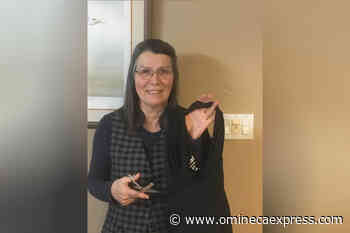 Vanderhoof woman making cloth bags out of used t-shirts to reduce reliance on plastic – Vanderhoof Omineca Express - Vanderhoof Omineca Express