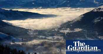 Avalanche in Austria kills five near Swiss border