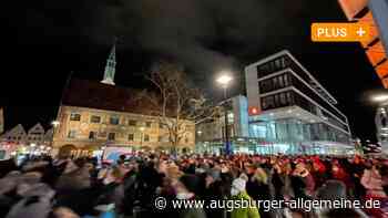 Tausende ziehen bei "Corona-Spaziergang" durch die Ulmer Innenstadt