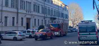 Impiegato del municipio di Cuneo bloccato nell’ascensore di palazzo San Giovanni: soccorso dai vigili del fuo… - La Stampa