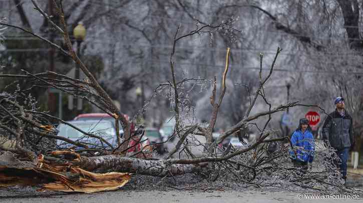 Wintersturm hält USA weiter in Atem – Hunderttausende Haushalte ohne Strom