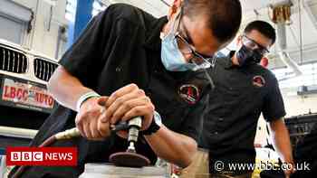 US jobs growth stronger than expected as economy shrugs off Omicron