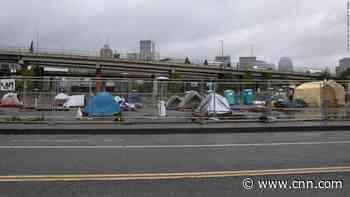 Portland mayor bans homeless encampments near highways over pedestrian deaths