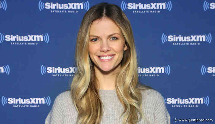 Brooklyn Decker Talks Childbirth & The Very Personal Task She Gave Her Best Friend That Day
