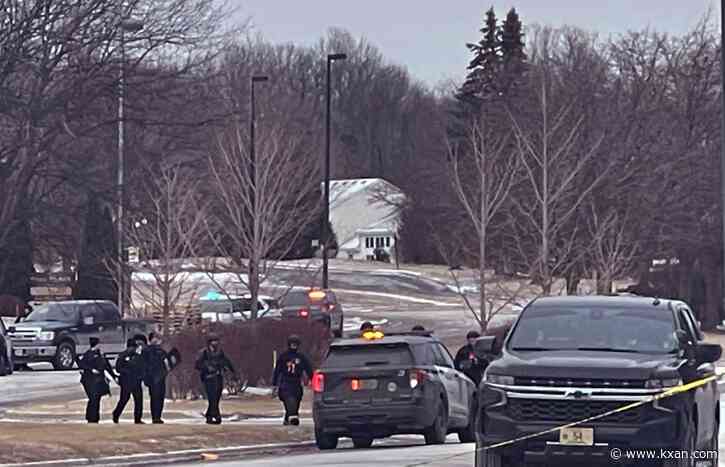 Police: 2 killed, 2 hurt in shooting in Milwaukee suburb